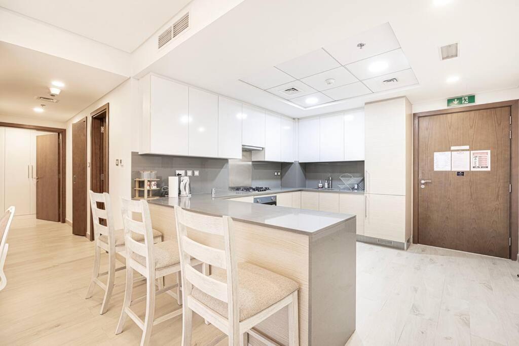 First Class Luxury 2br Palm Stunning Sea And Landmark Views *