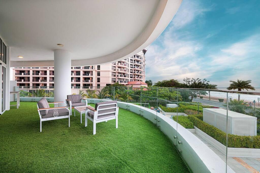 Appartement First Class 2br Expansive Balcony Oasis *