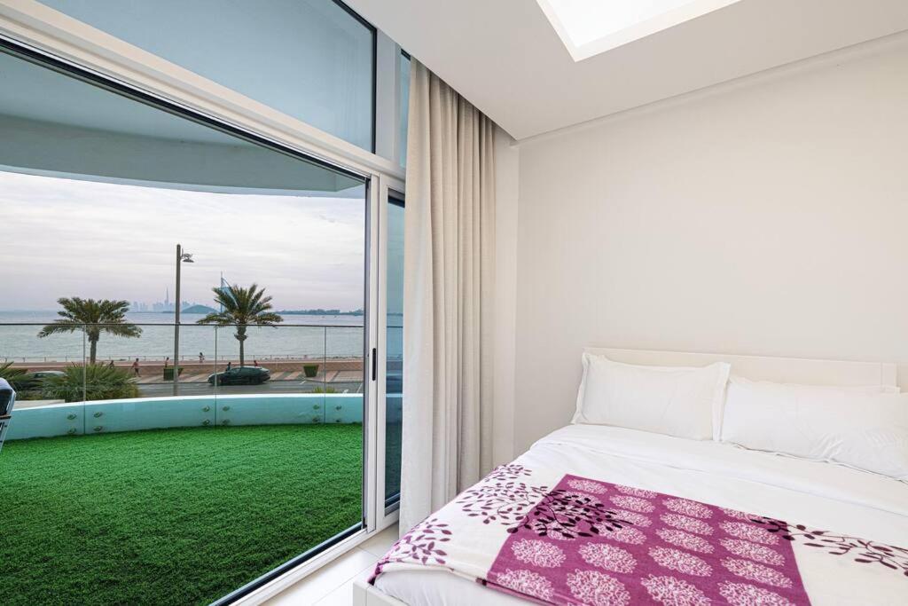 Modern 2Br In Palm Balcony With Burj Khalifa Views