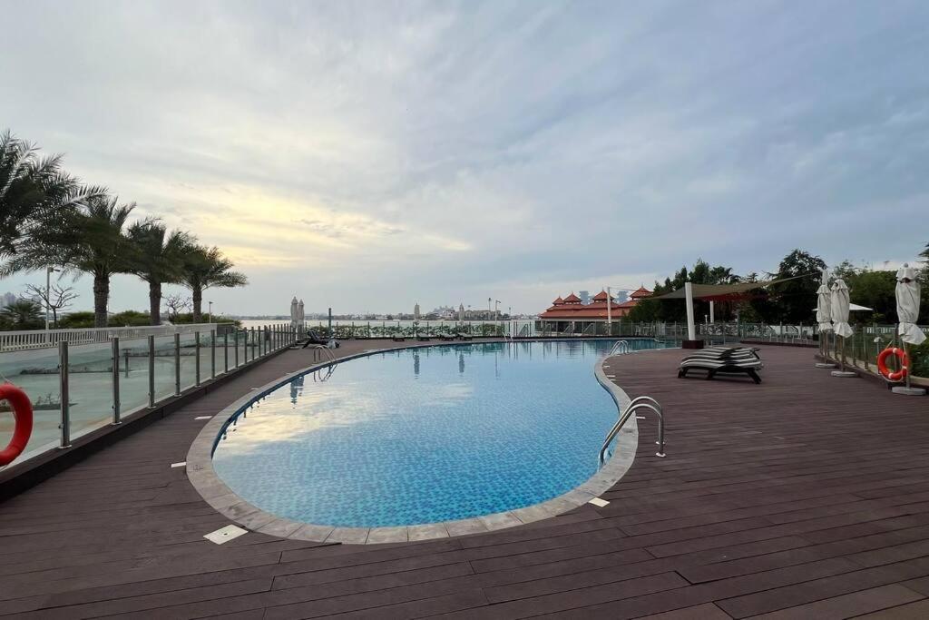 Modern 2Br In Palm Balcony With Burj Khalifa Views Apartment *